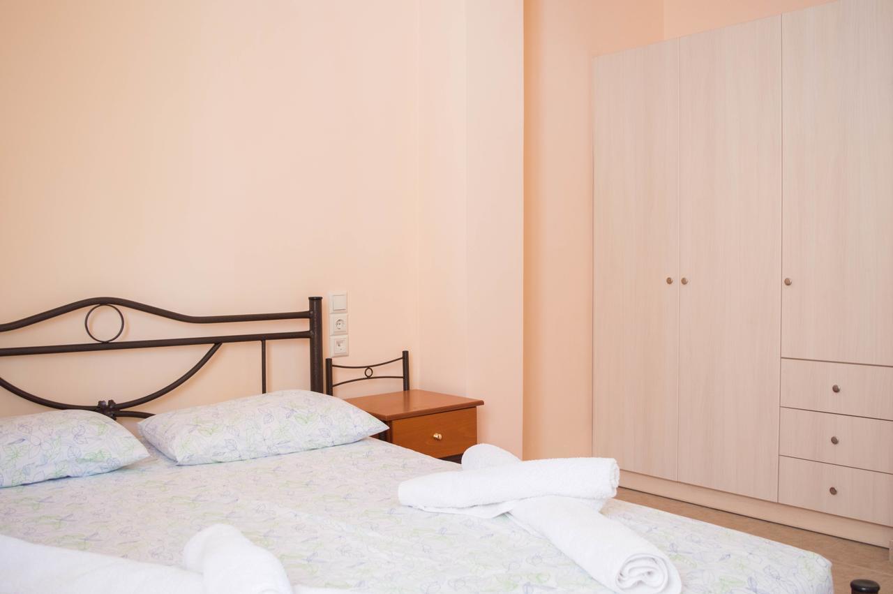 Manesi Apartments Boumboukas Екстериор снимка