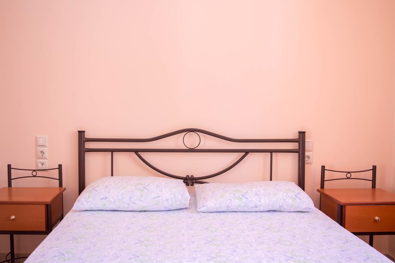 Manesi Apartments Boumboukas Екстериор снимка